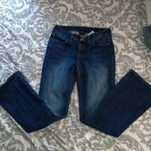 Womans Jean's slender boot cut